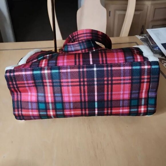 Victoria Secret red plaid holiday tote limited edition 2022 - Picture 5 of 6